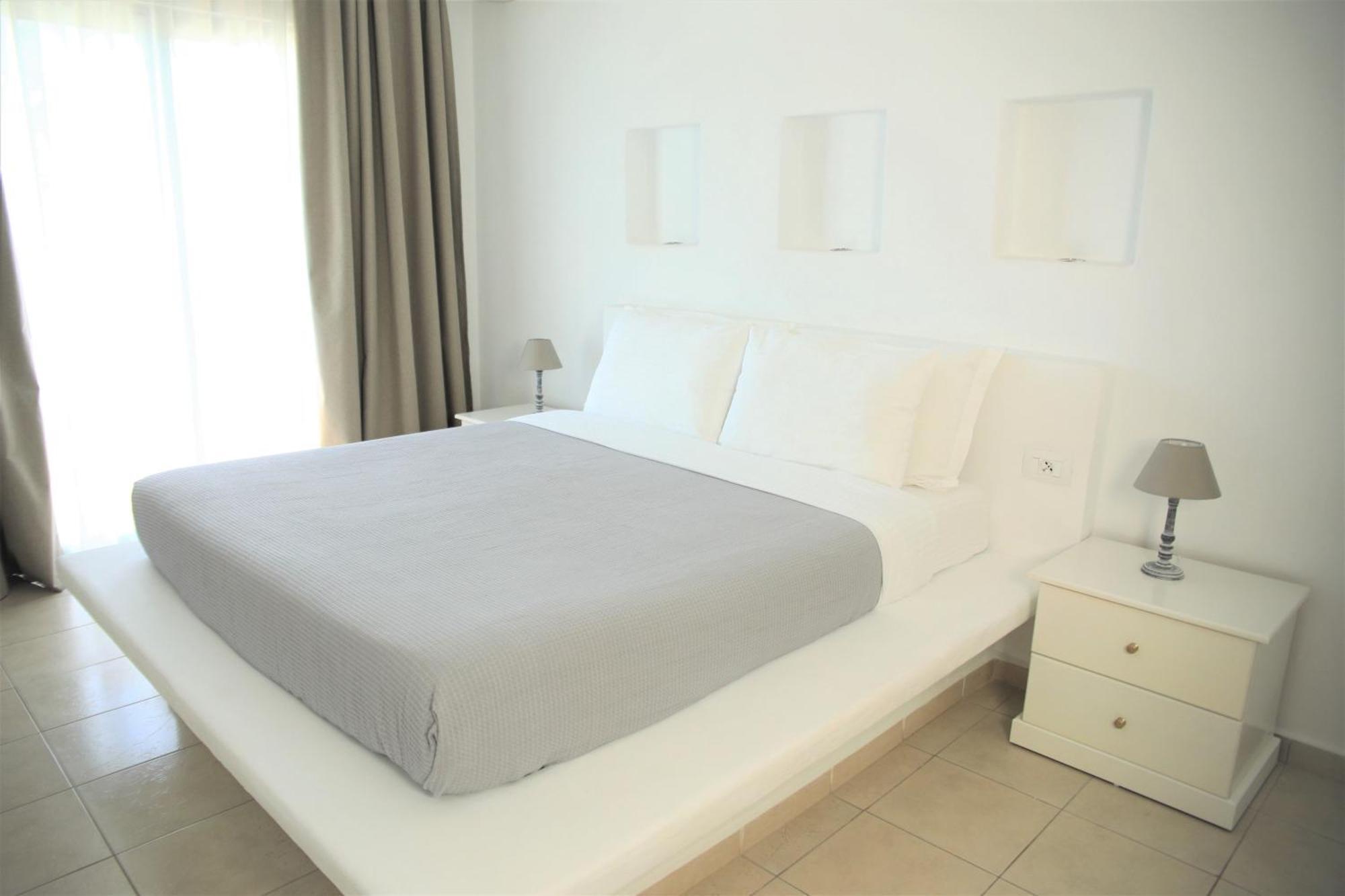 Harmony Hotel Sarande Exterior photo
